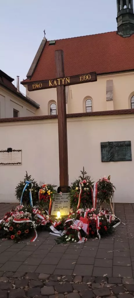 krzyż katyński